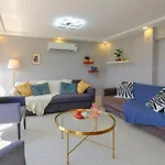아파트 Hadrian Sky Bright Apartment With Sea & City Views Close To Old Town 안탈리아