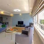 Hadrian Sky Bright Apartment With Sea & City Views Close To Old Town 아파트