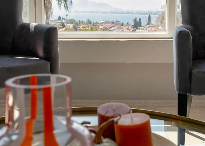 Hadrian Sky Bright Apartment With Sea & City Views Near Old Town *