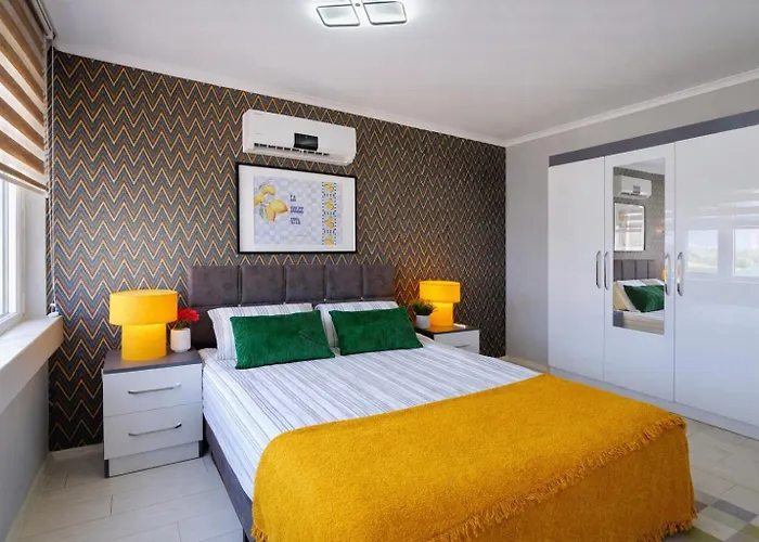 Hadrian Sky Bright Apartment With Sea & City Views Near Old Town Antalya