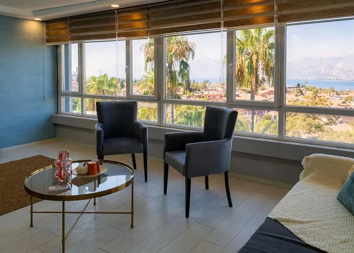 Daire Hadrian Sky Bright Apartment With Sea & City Views Near Old Town Antalya